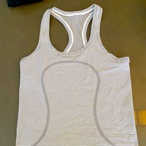 Lululemon Swiftly tank